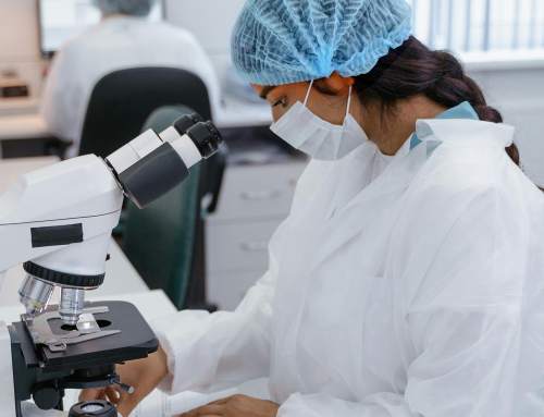 Why Davis & Moore Cleanroom Wipes are the Industry Standard
